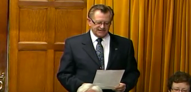 LaVar expresses his congratulations in the House of Commons to the Brooks Bandits for having advanced to the RBC Cup
